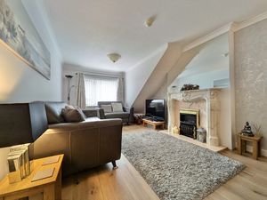 Photo 7- click for photo gallery